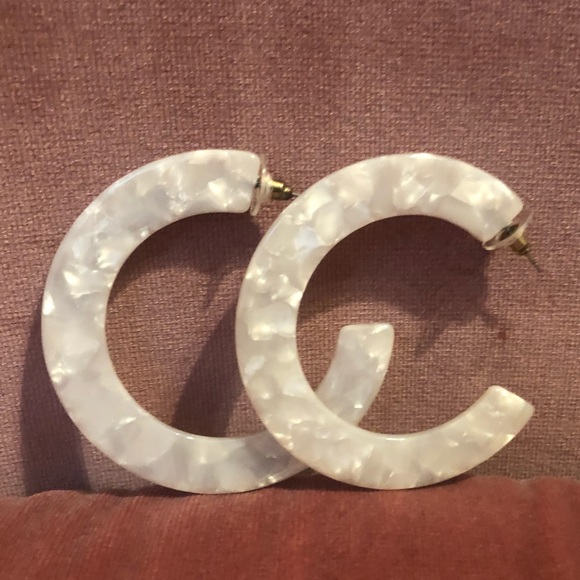 White enamel hoop earrings - Picture 1 of 2